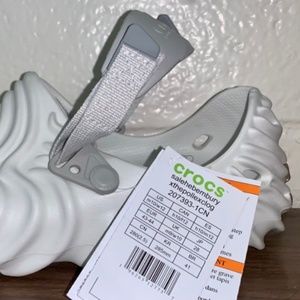Spackle Off White Bemburry Crocs Men’s 10